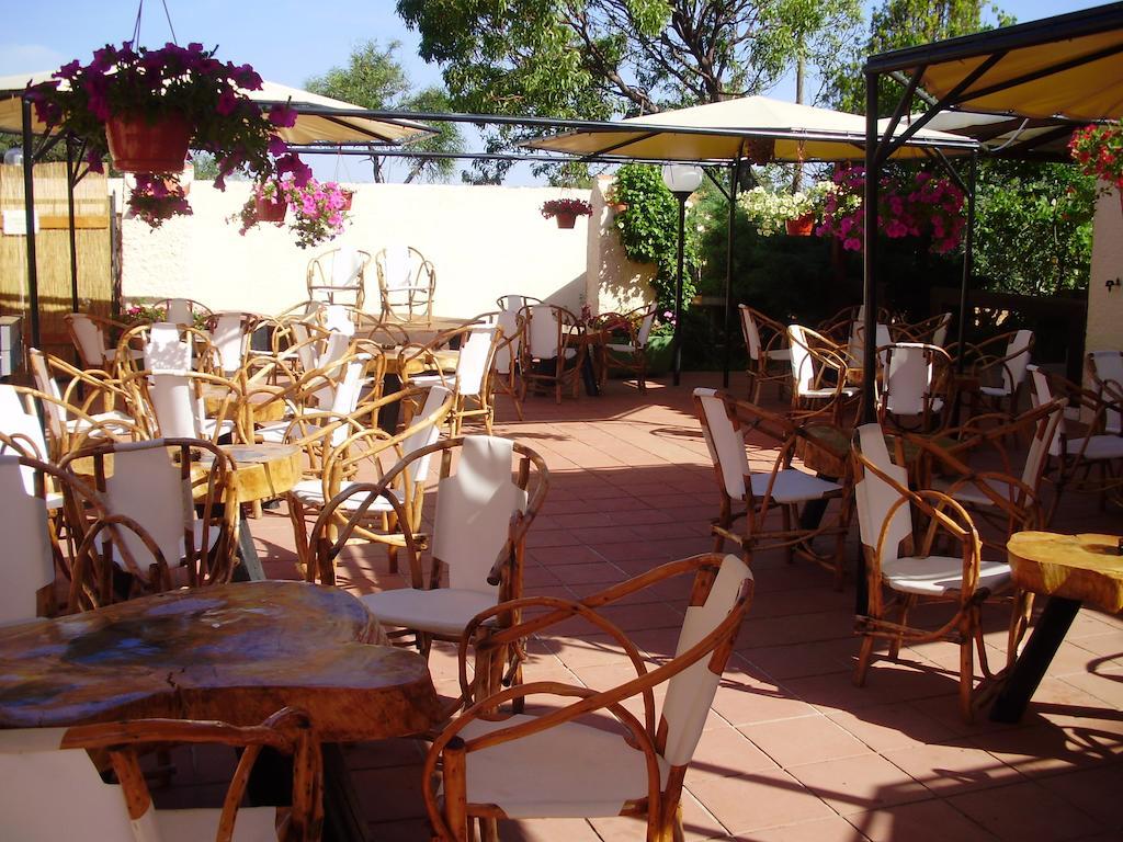 Villaggio Camping Calapineta Siniscola Exterior foto